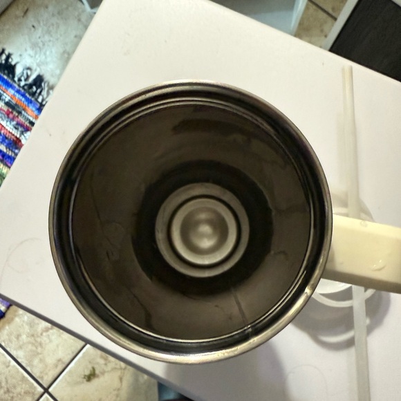 Stanley - Picture 2 of 3